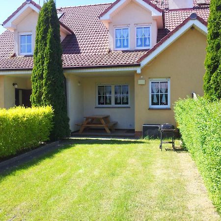 Villa Szostka Rewal Esterno foto