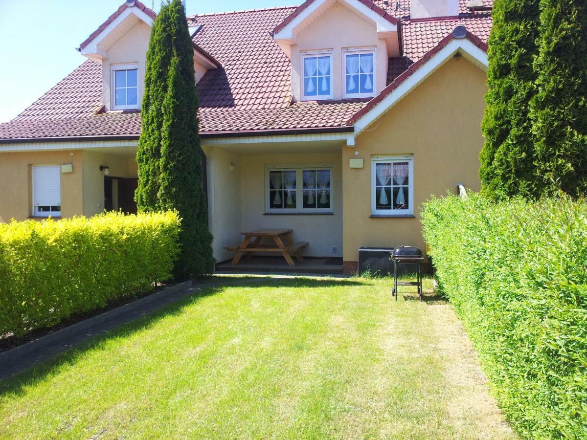Villa Szostka Rewal Esterno foto